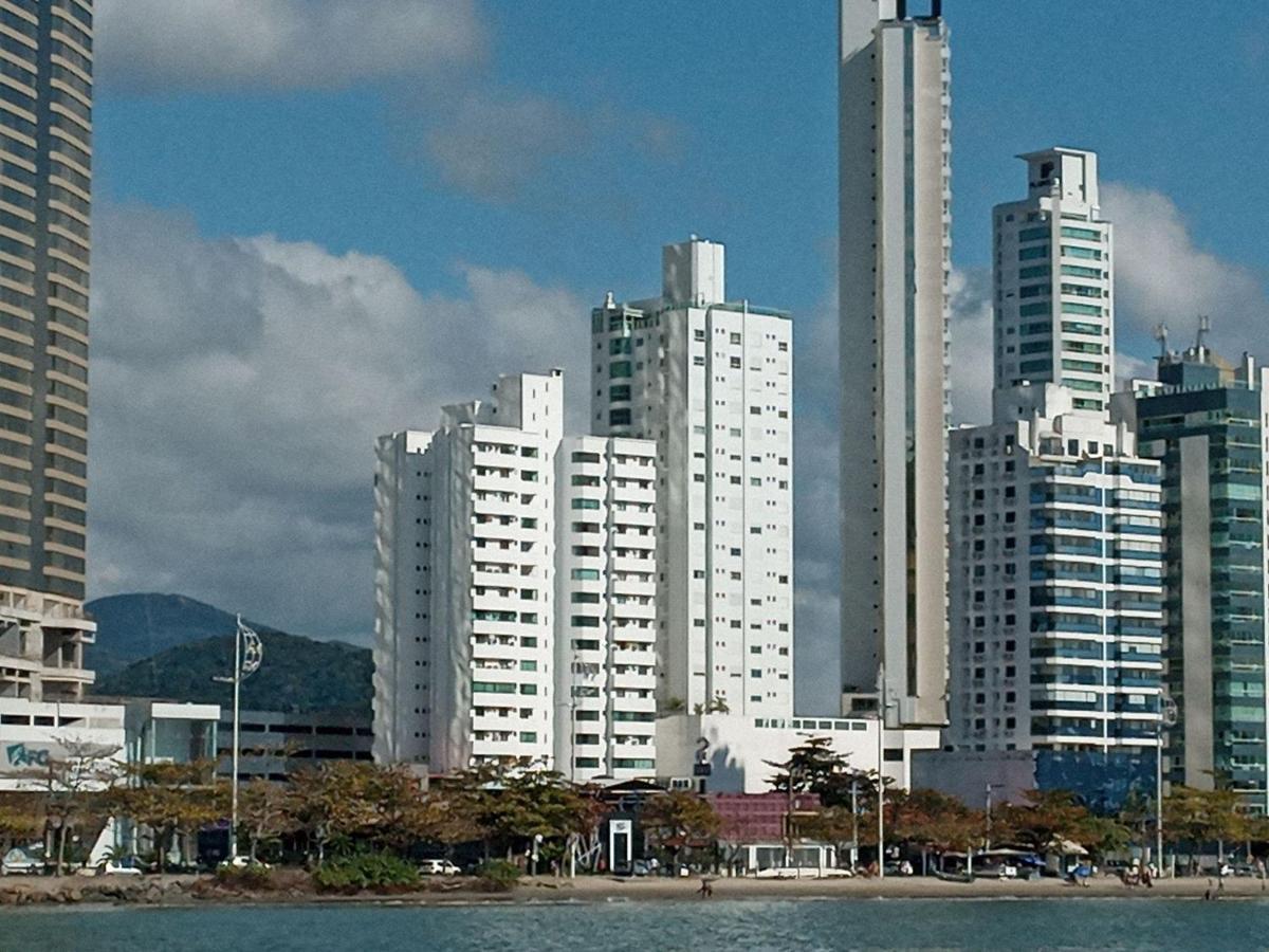 Apto Amplo 1Suite Mais 2Quartos - Quadra Mar 50M Da Praia - Somente Familiares Balneário Camboriú Exterior foto